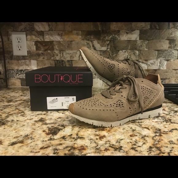 boutique by corkys shoes